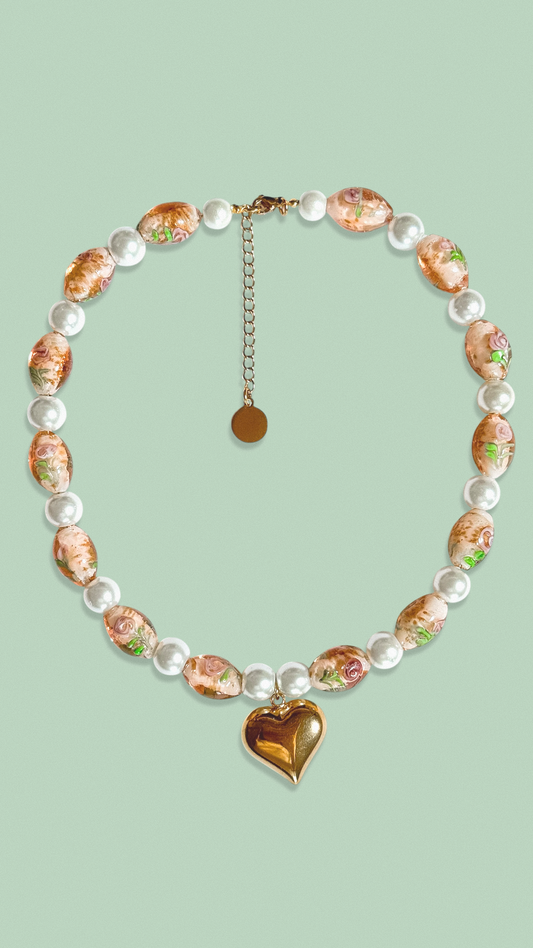 Collier roses